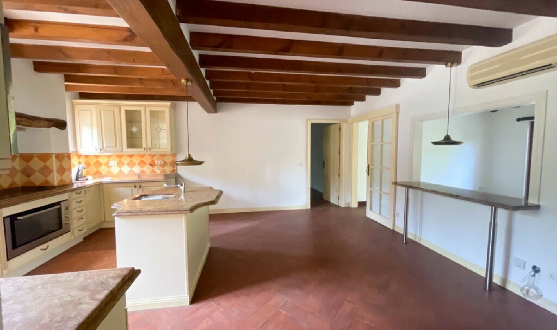 Resale - House -
Sotogrande