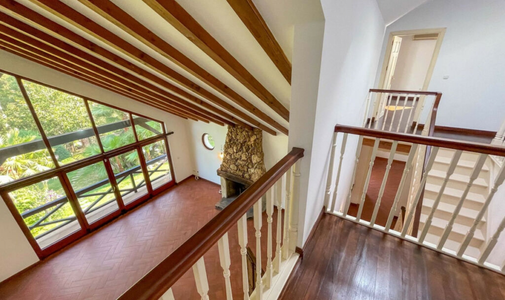 Resale - House -
Sotogrande