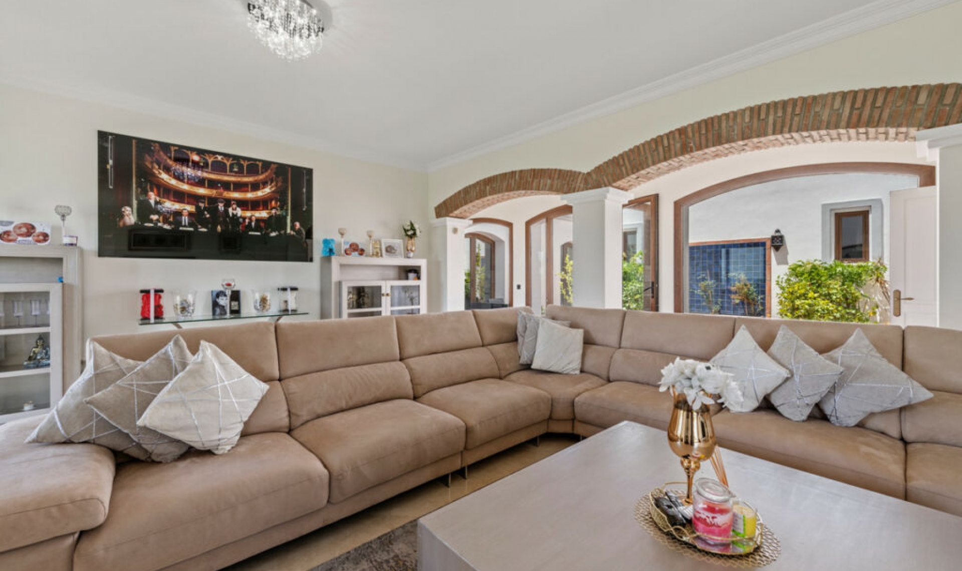 Resale - House -
Sotogrande