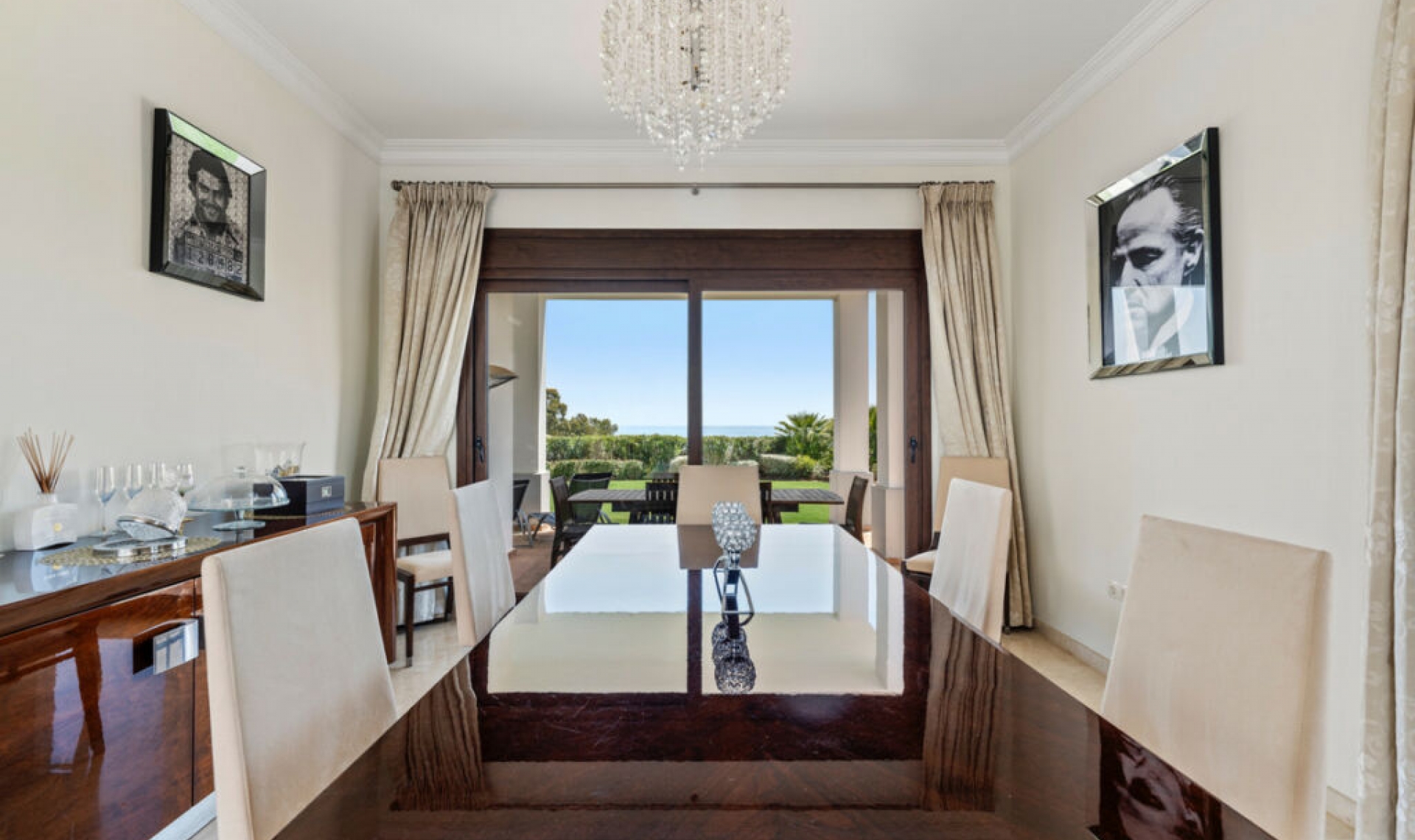 Resale - House -
Sotogrande