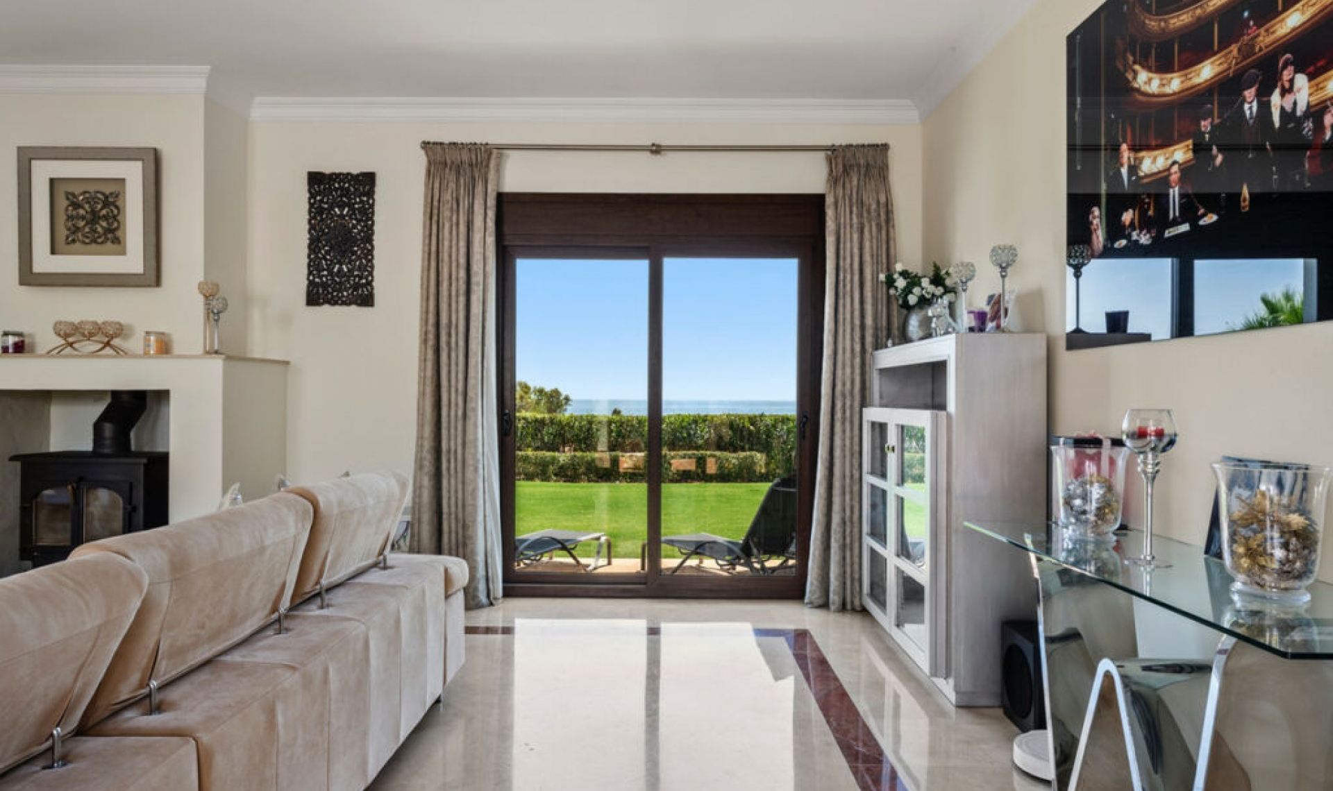 Resale - House -
Sotogrande