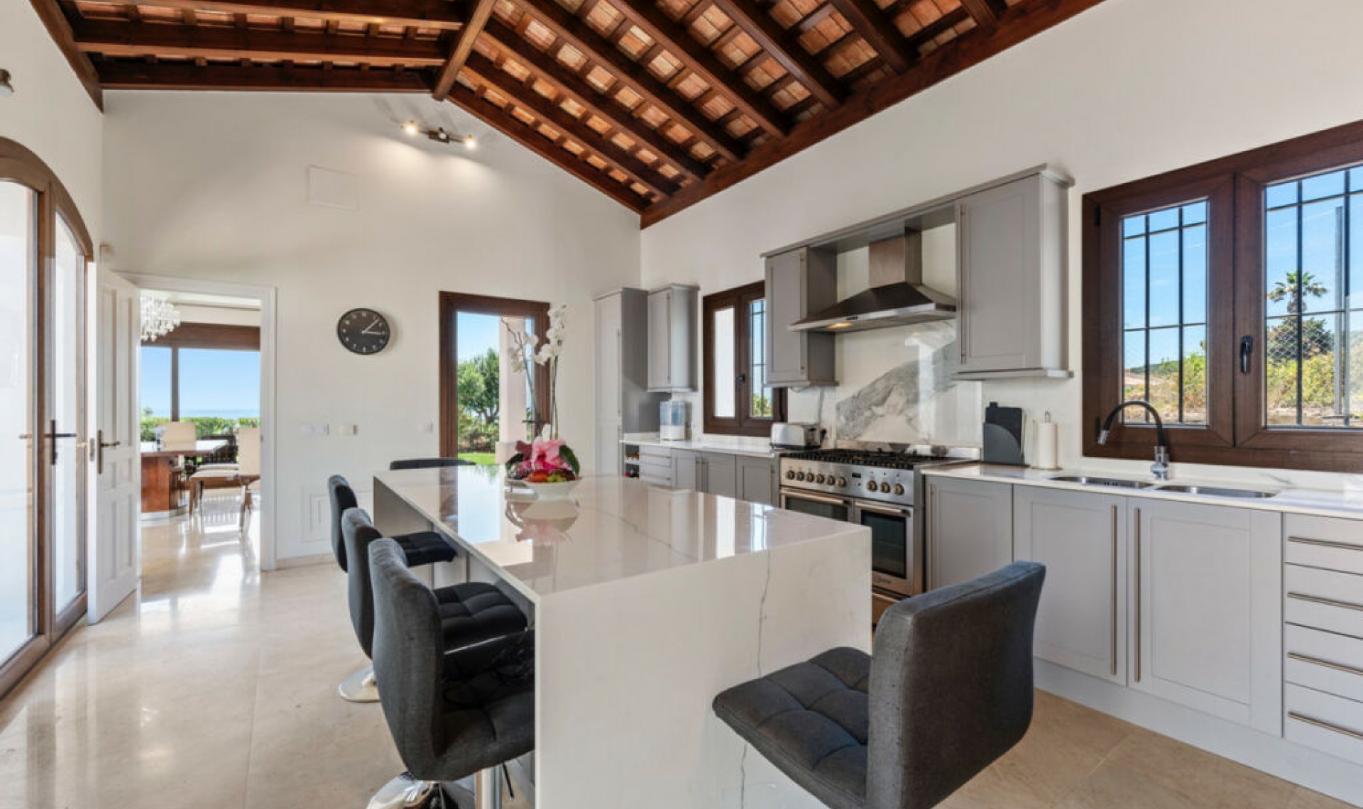 Resale - House -
Sotogrande