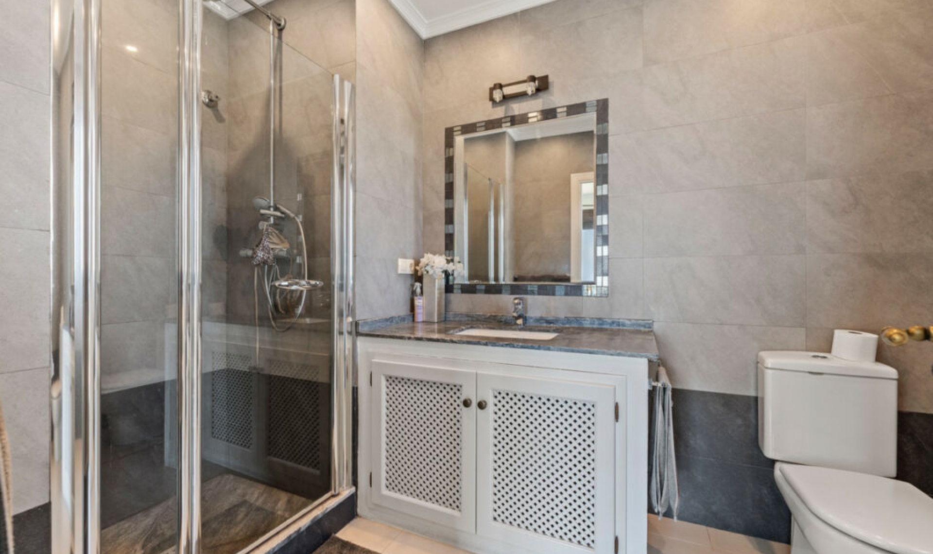 Resale - House -
Sotogrande