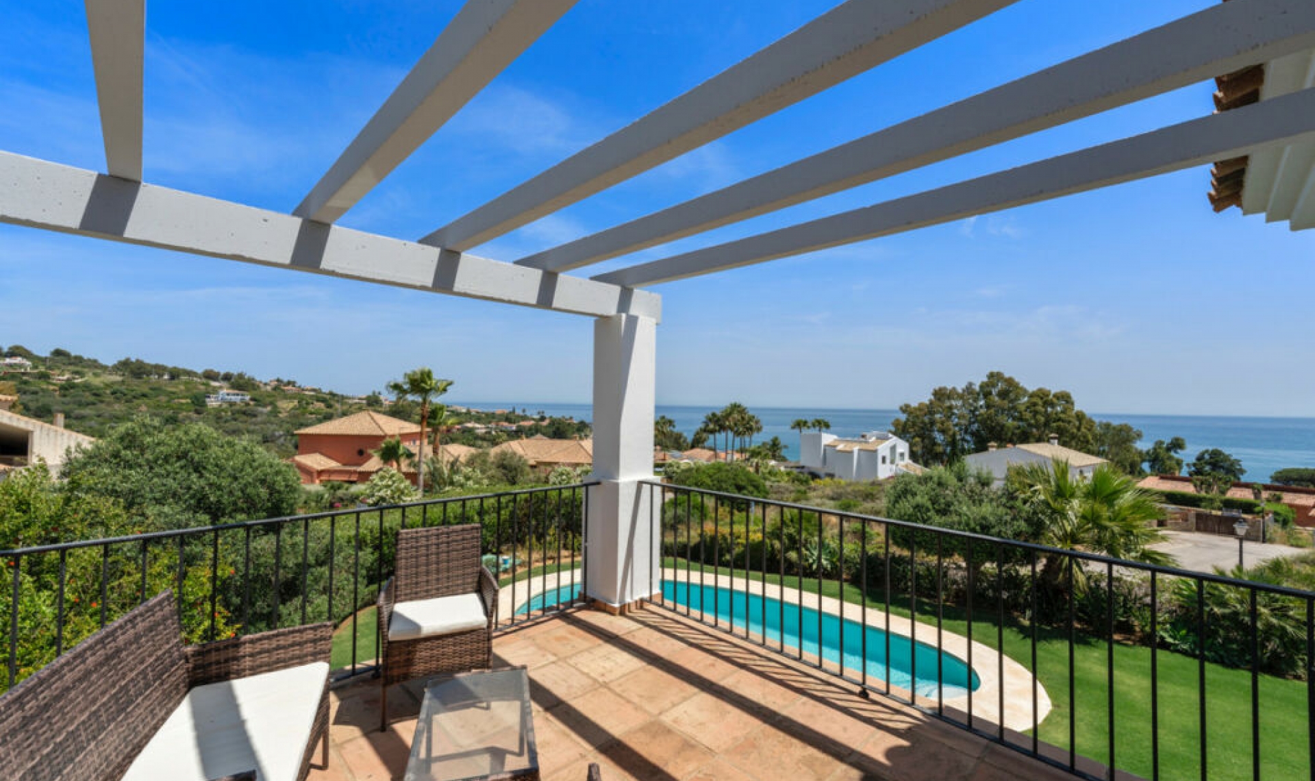 Resale - House -
Sotogrande