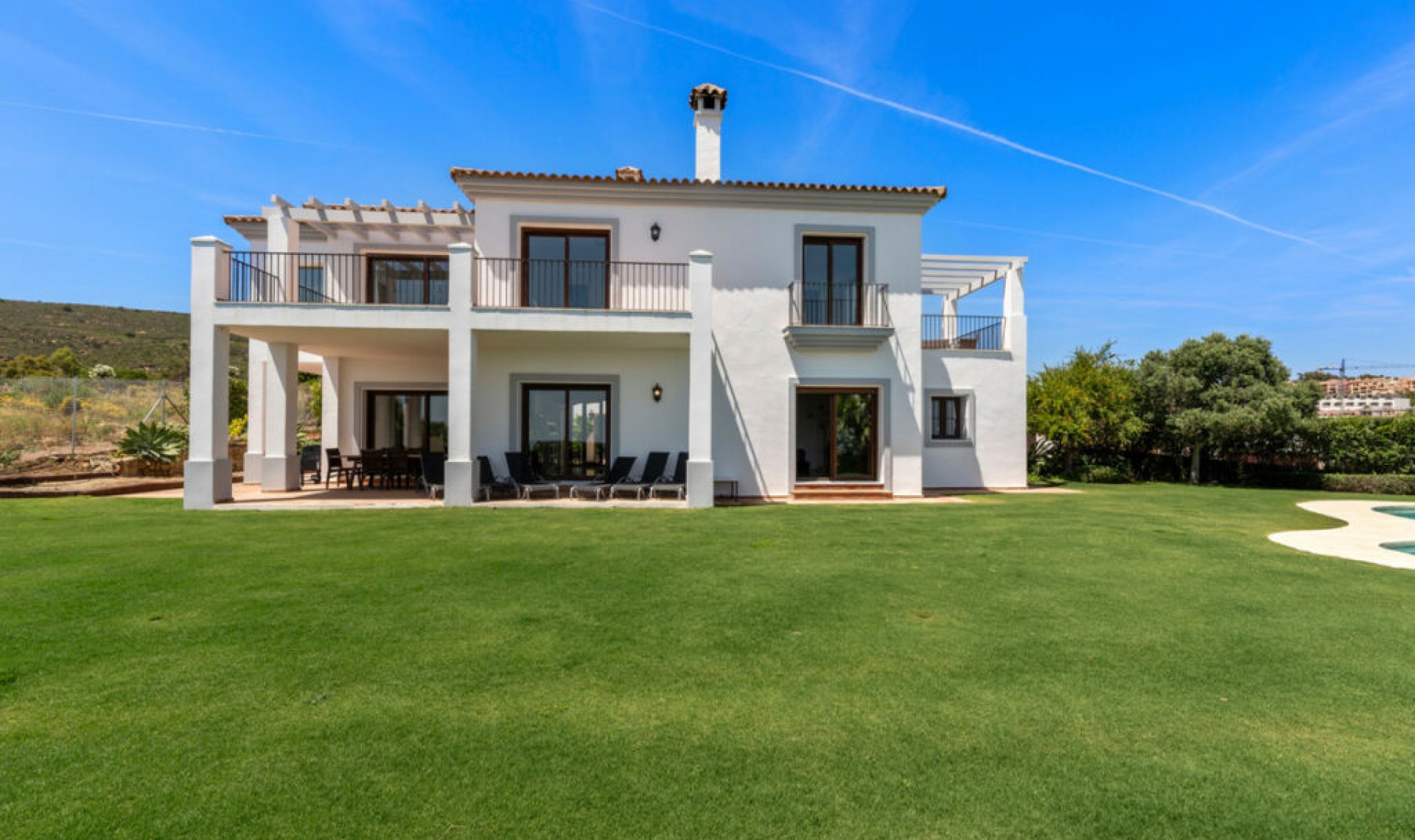 Resale - House -
Sotogrande