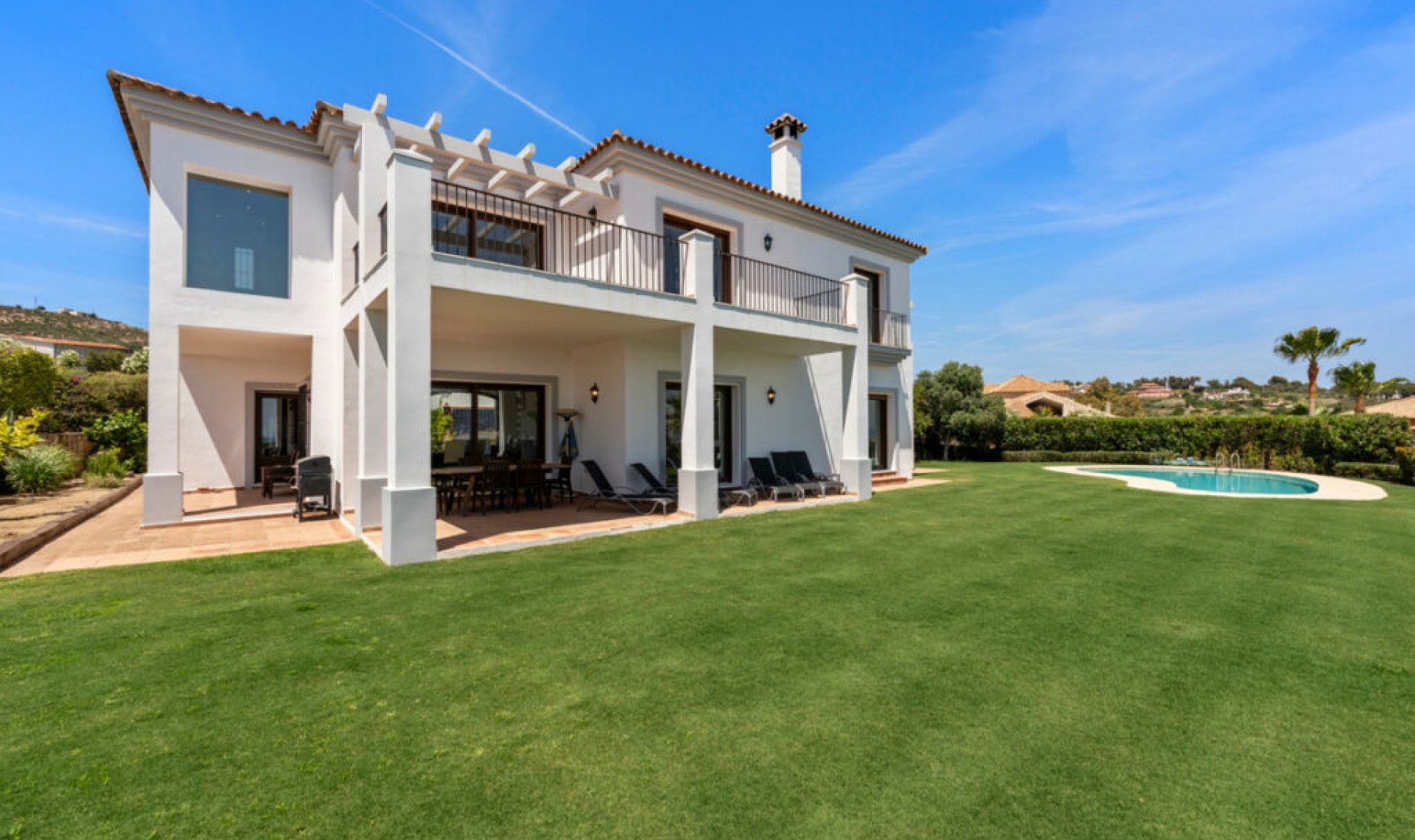 Resale - House -
Sotogrande
