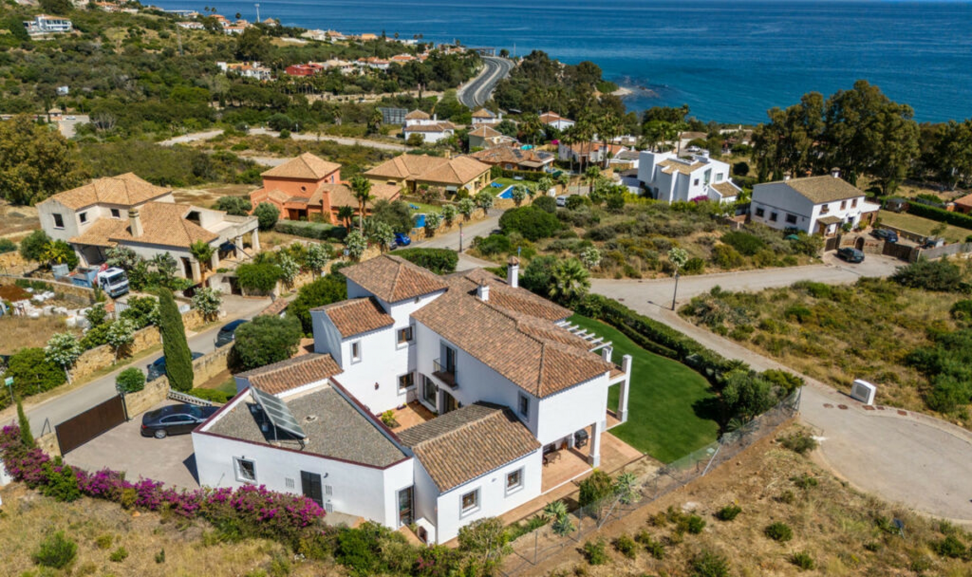Resale - House -
Sotogrande
