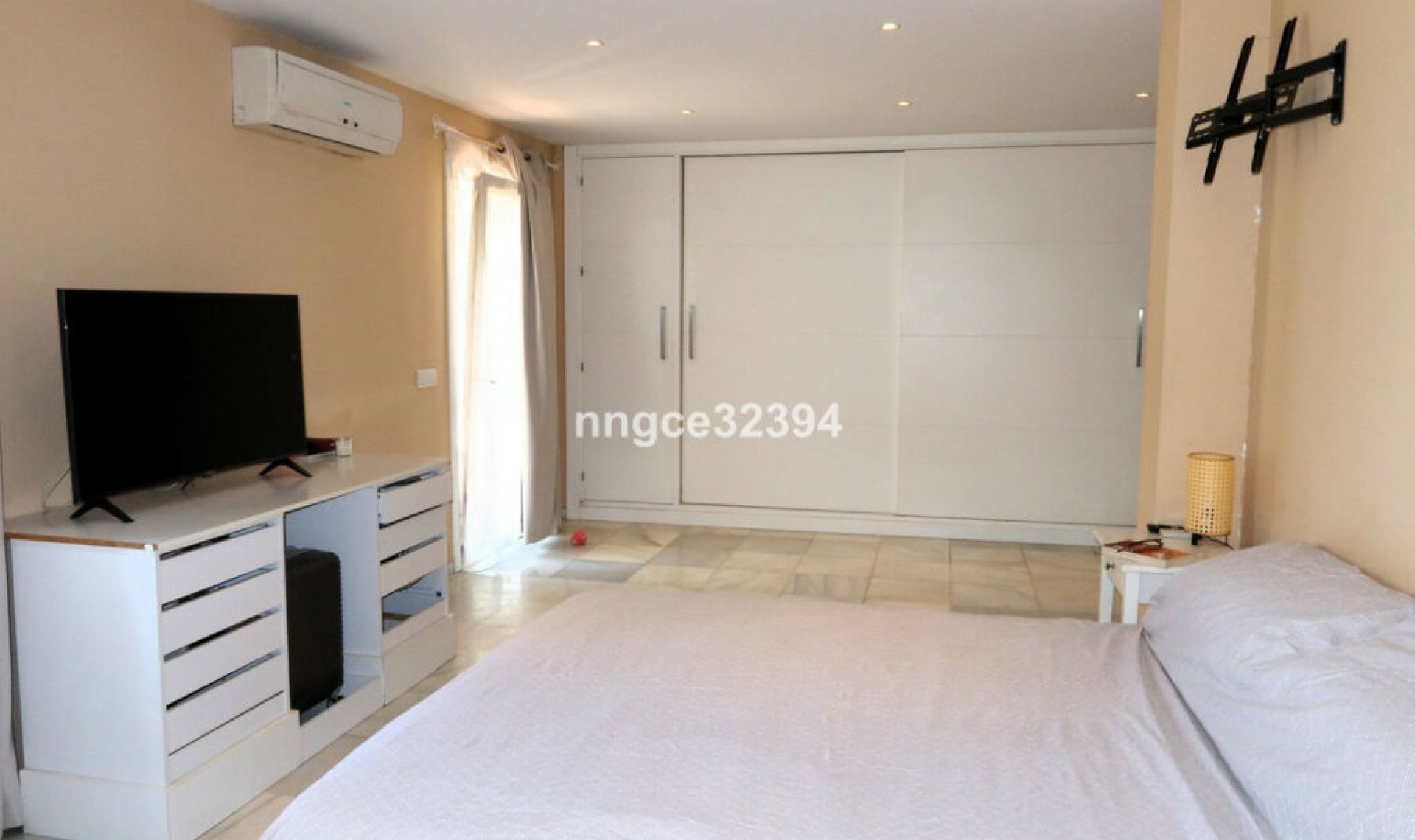 Resale - House -
Sotogrande