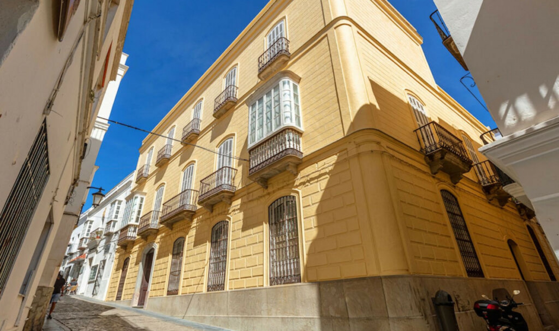 Resale - House -
Tarifa