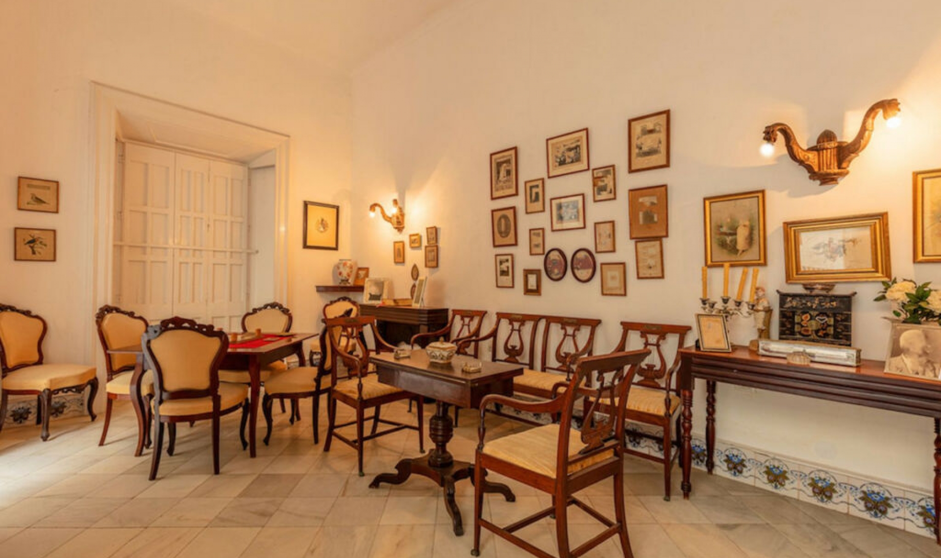 Resale - House -
Tarifa