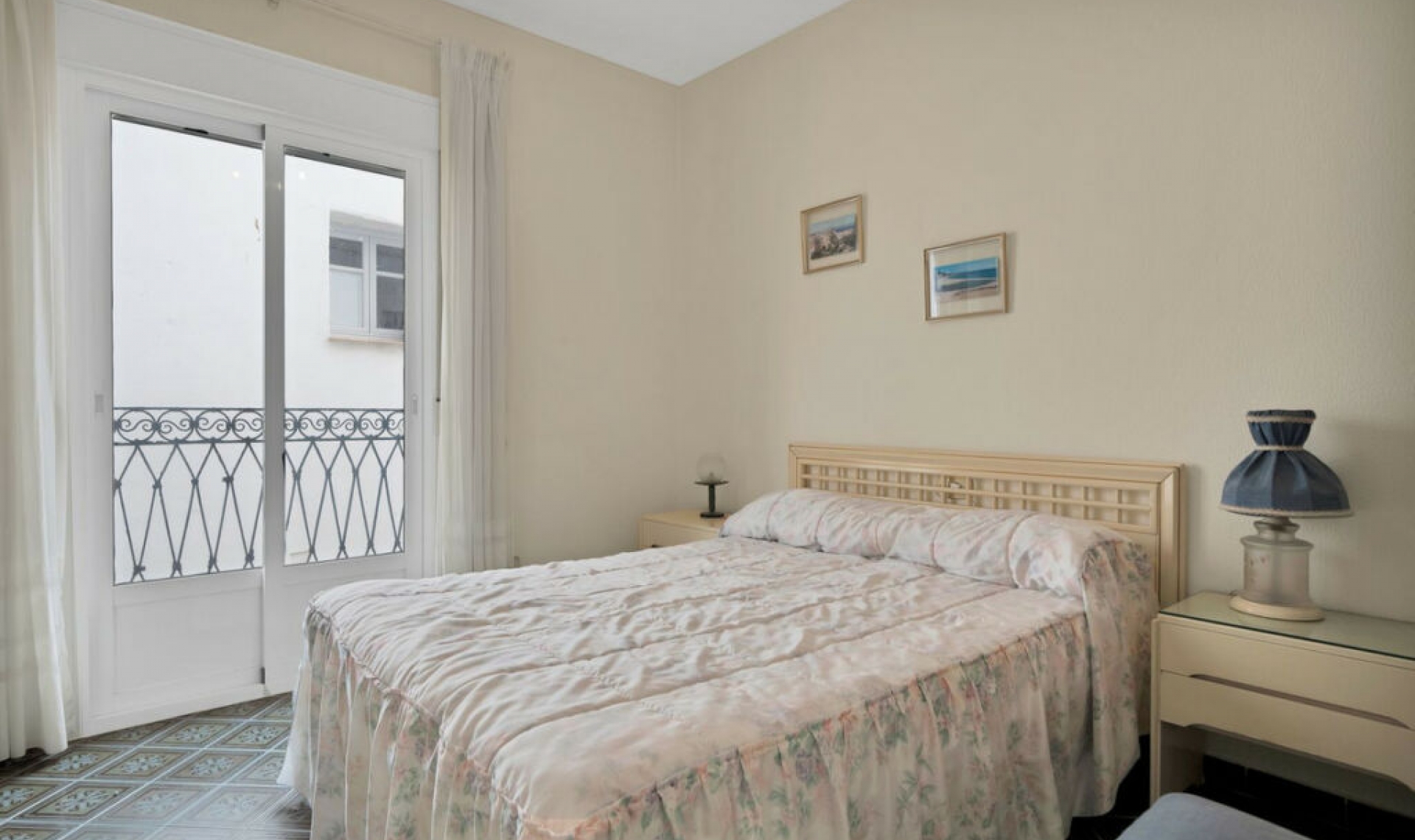 Resale - House -
Tarifa