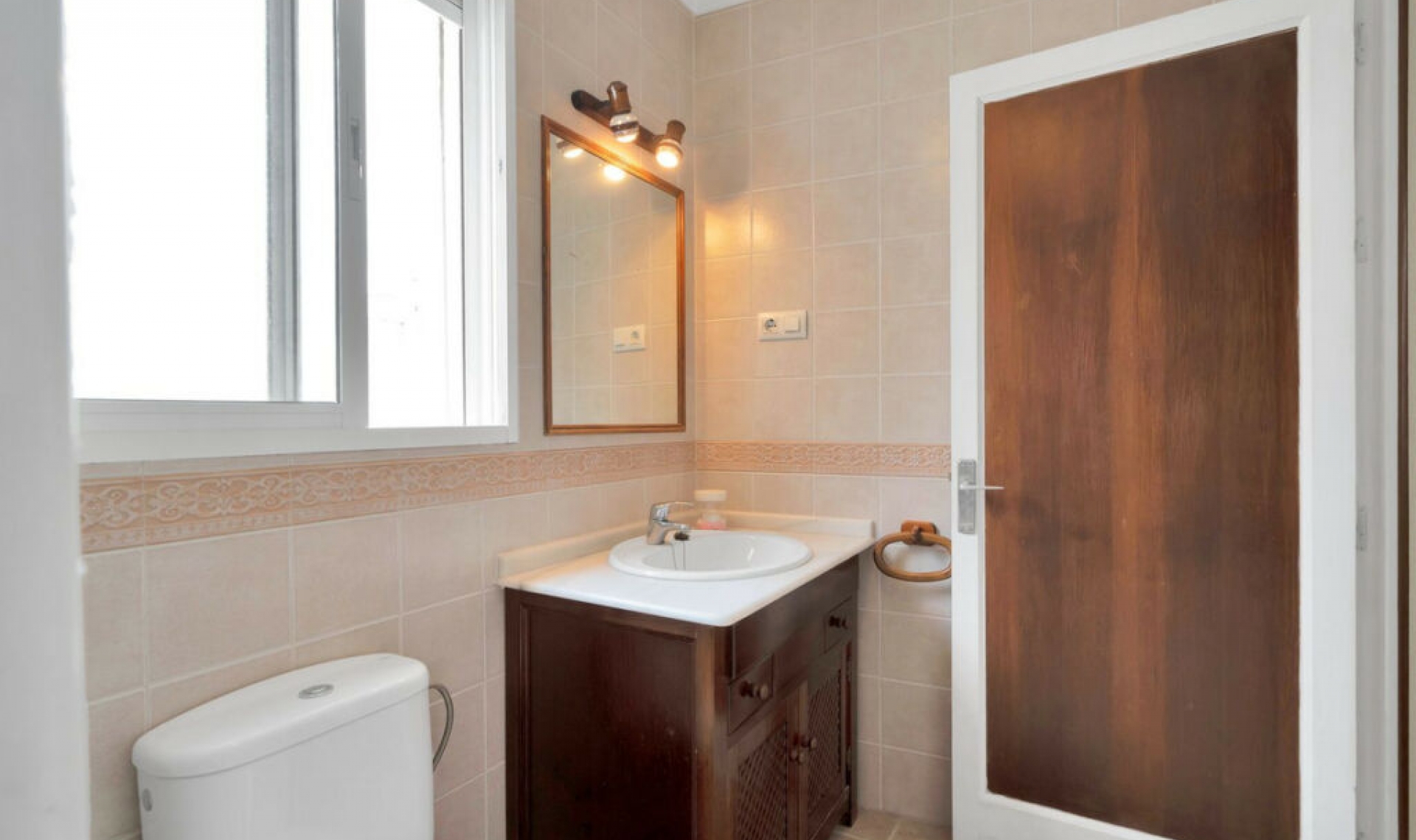 Resale - House -
Tarifa