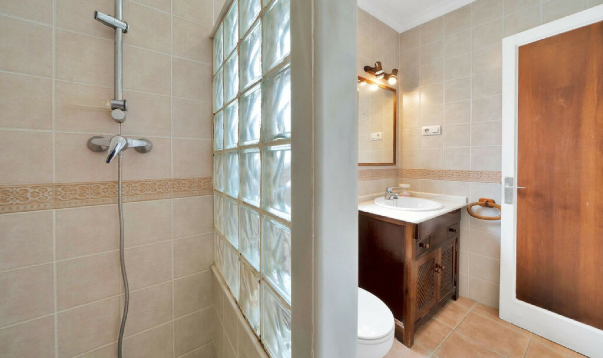 Resale - House -
Tarifa