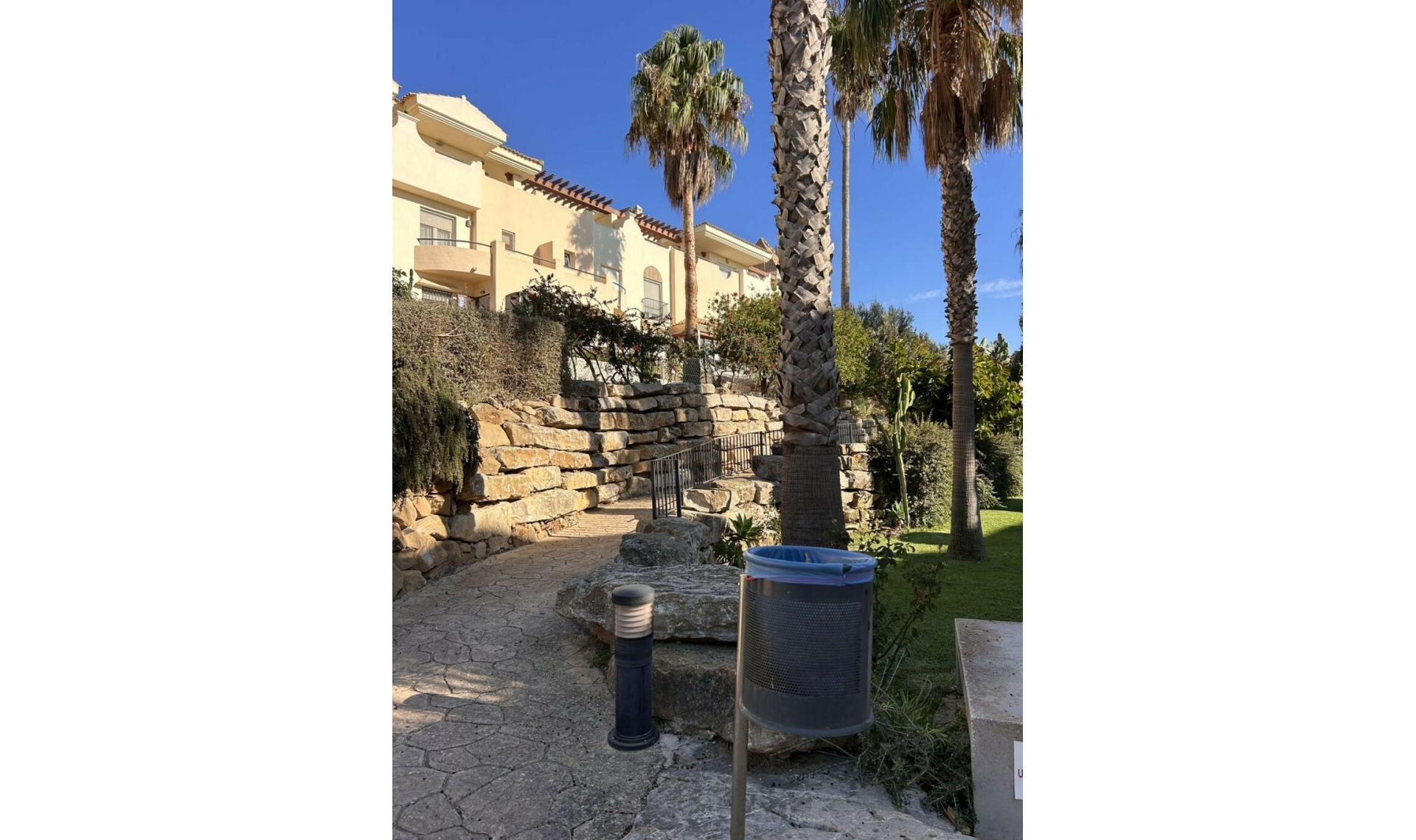 Resale - House -
Tarifa