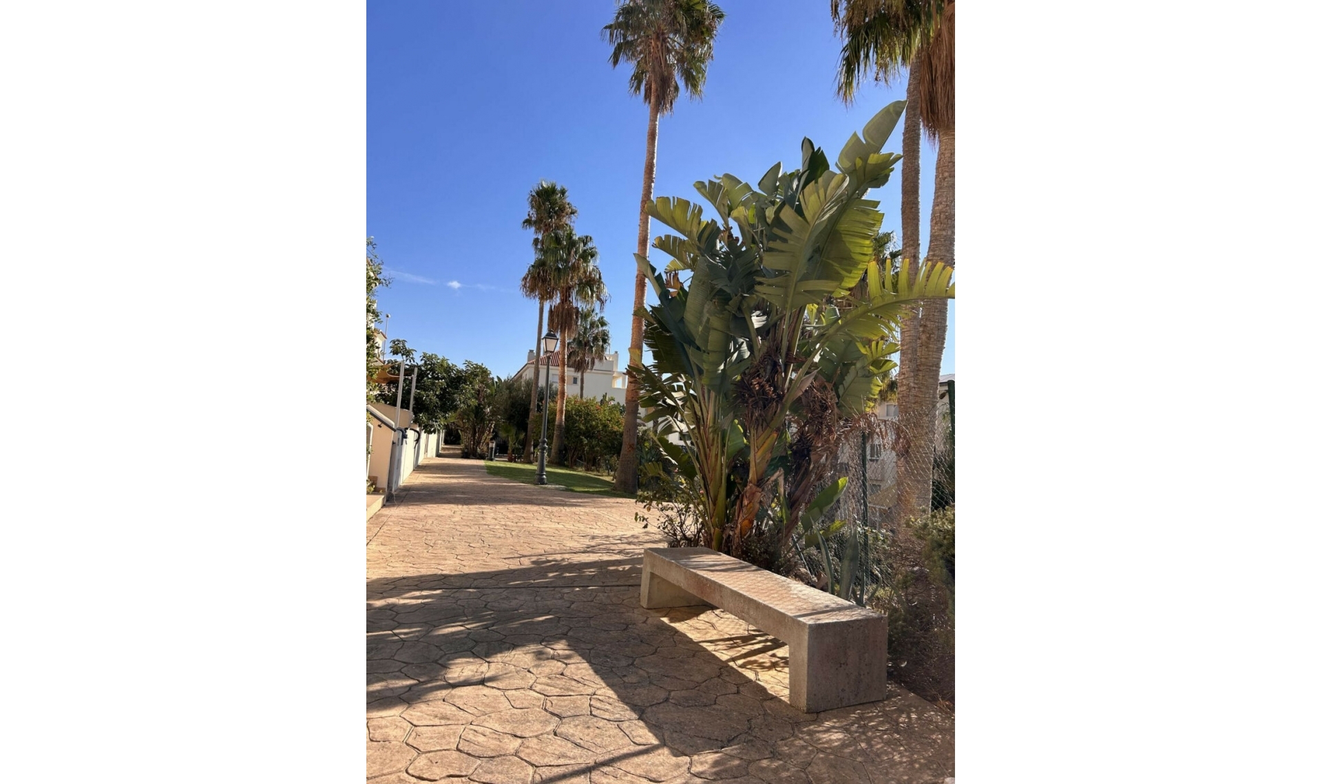 Resale - House -
Tarifa