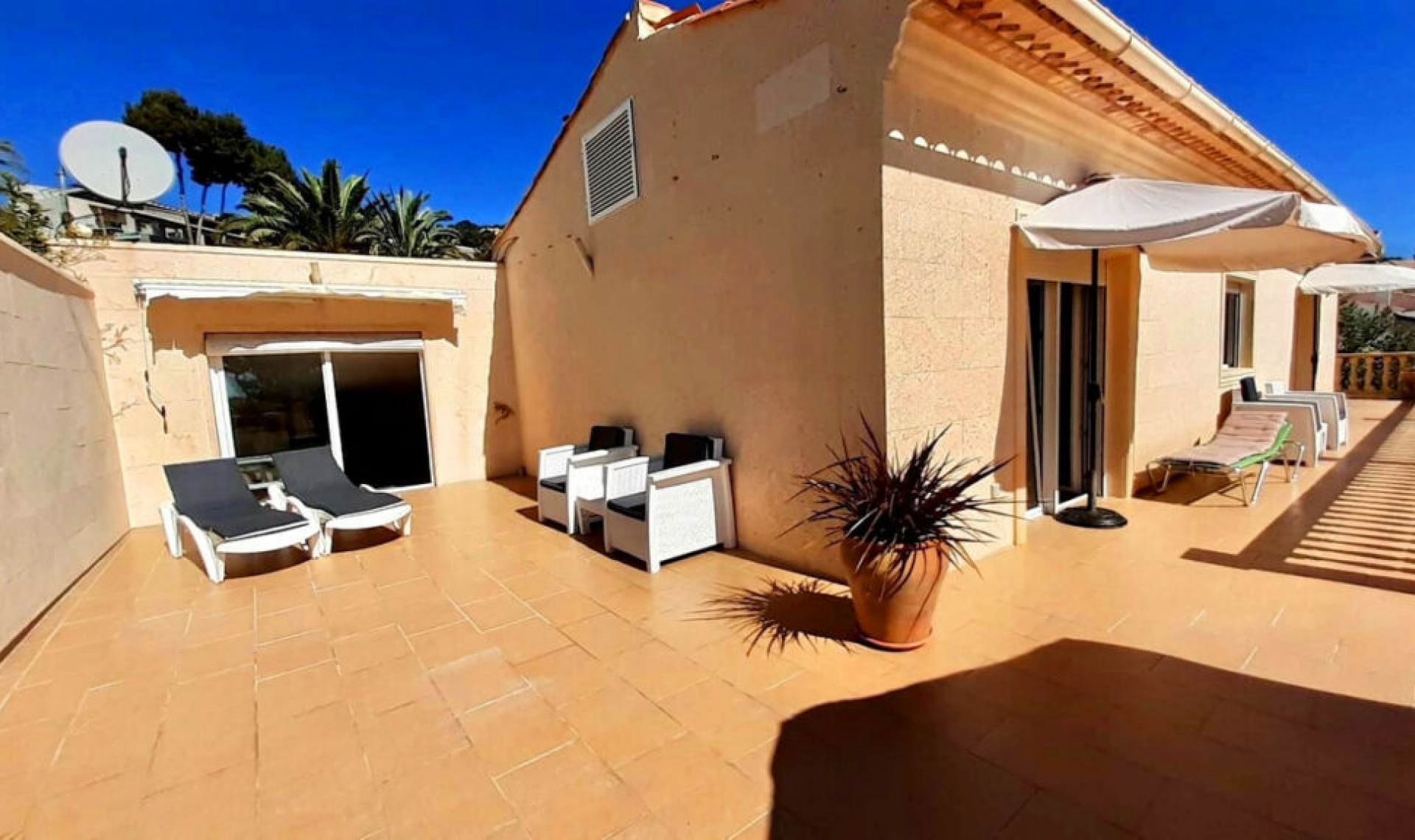 Resale - House -
Teulada