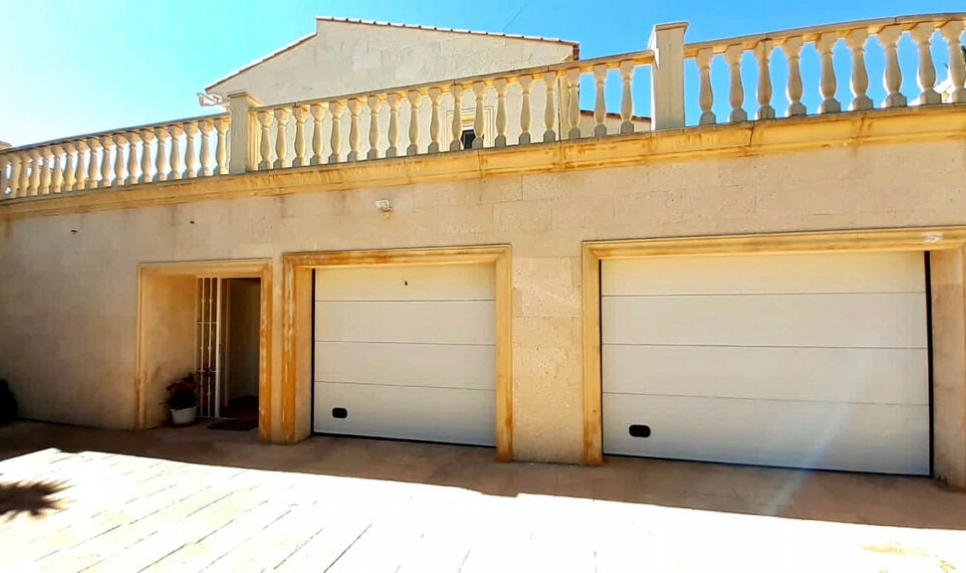 Resale - House -
Teulada