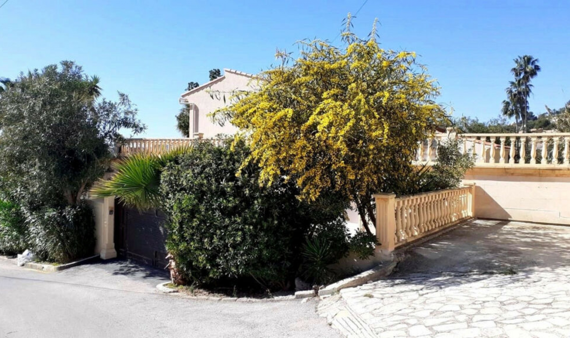 Resale - House -
Teulada