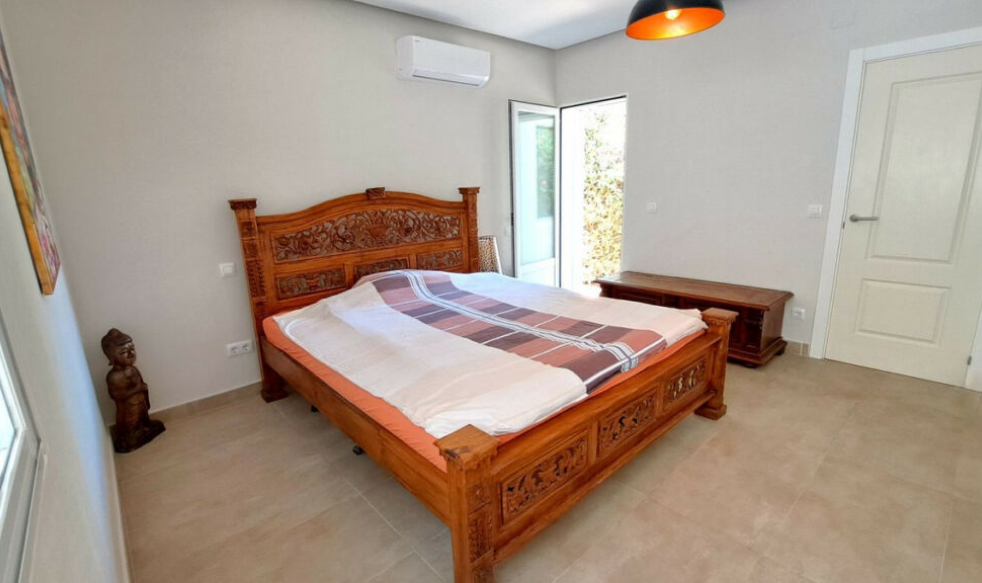 Resale - House -
Teulada