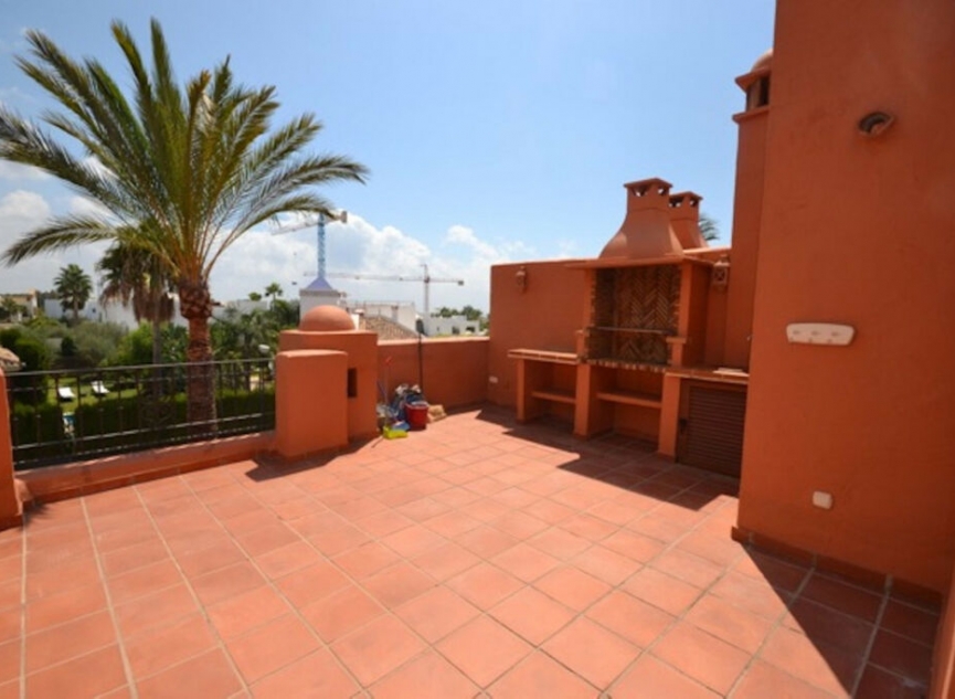 Resale - House -
The Golden Mile