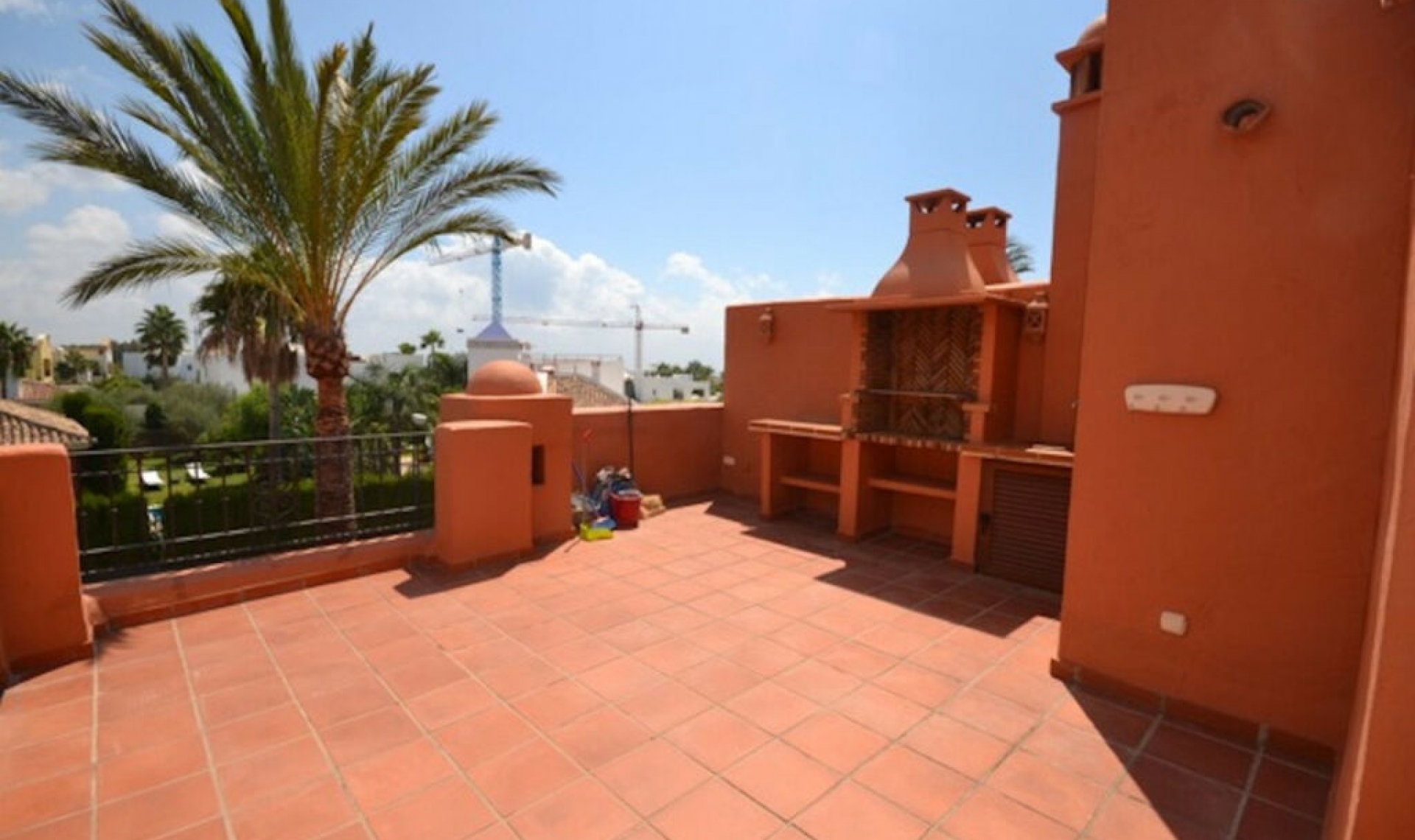 Resale - House -
The Golden Mile
