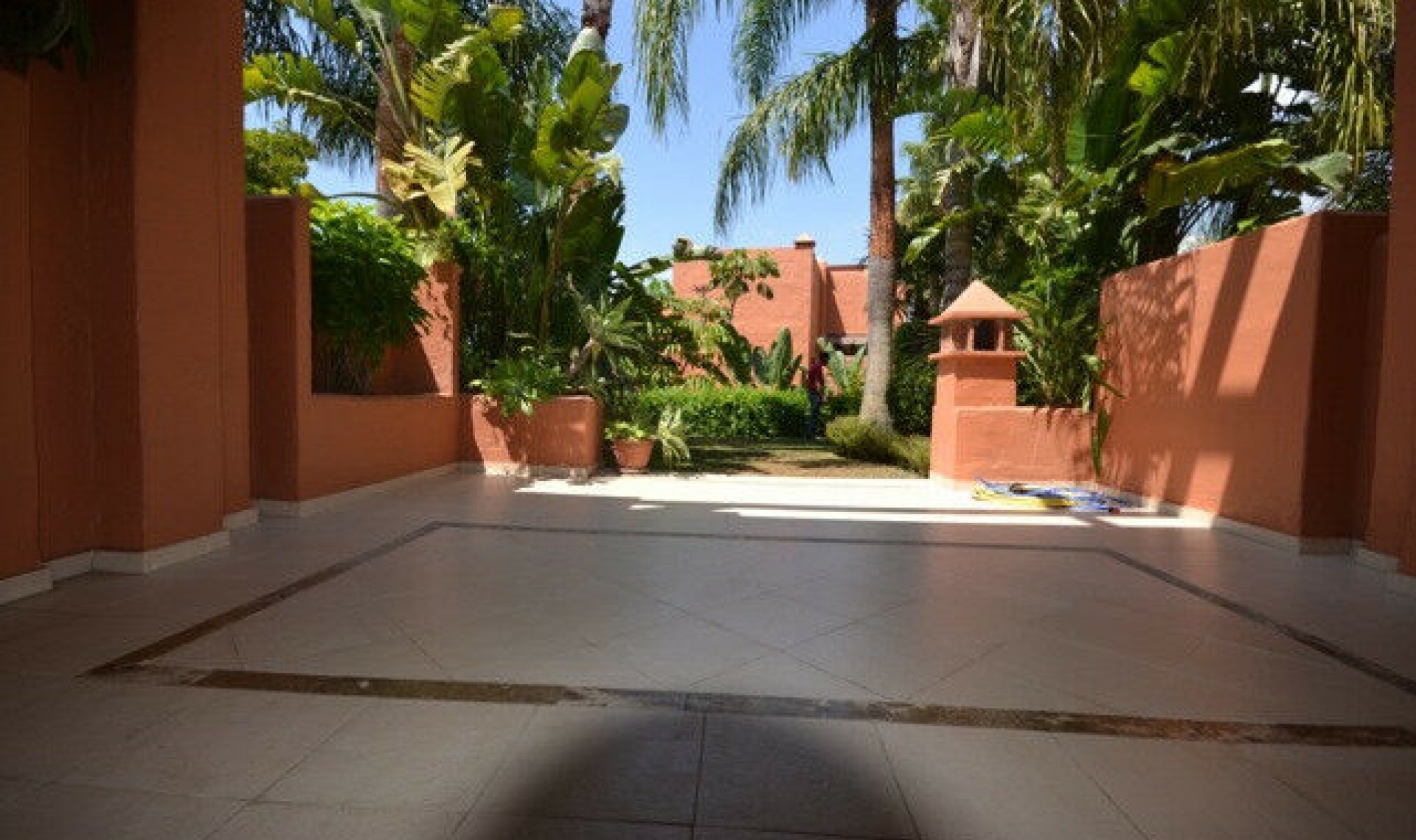 Resale - House -
The Golden Mile