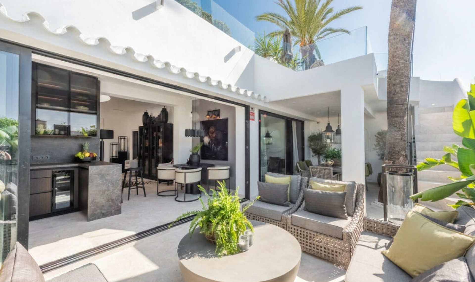 Resale - House -
The Golden Mile