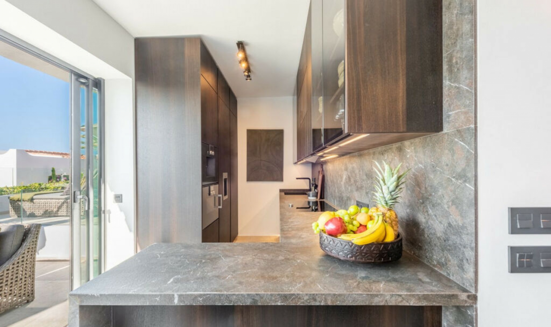 Resale - House -
The Golden Mile