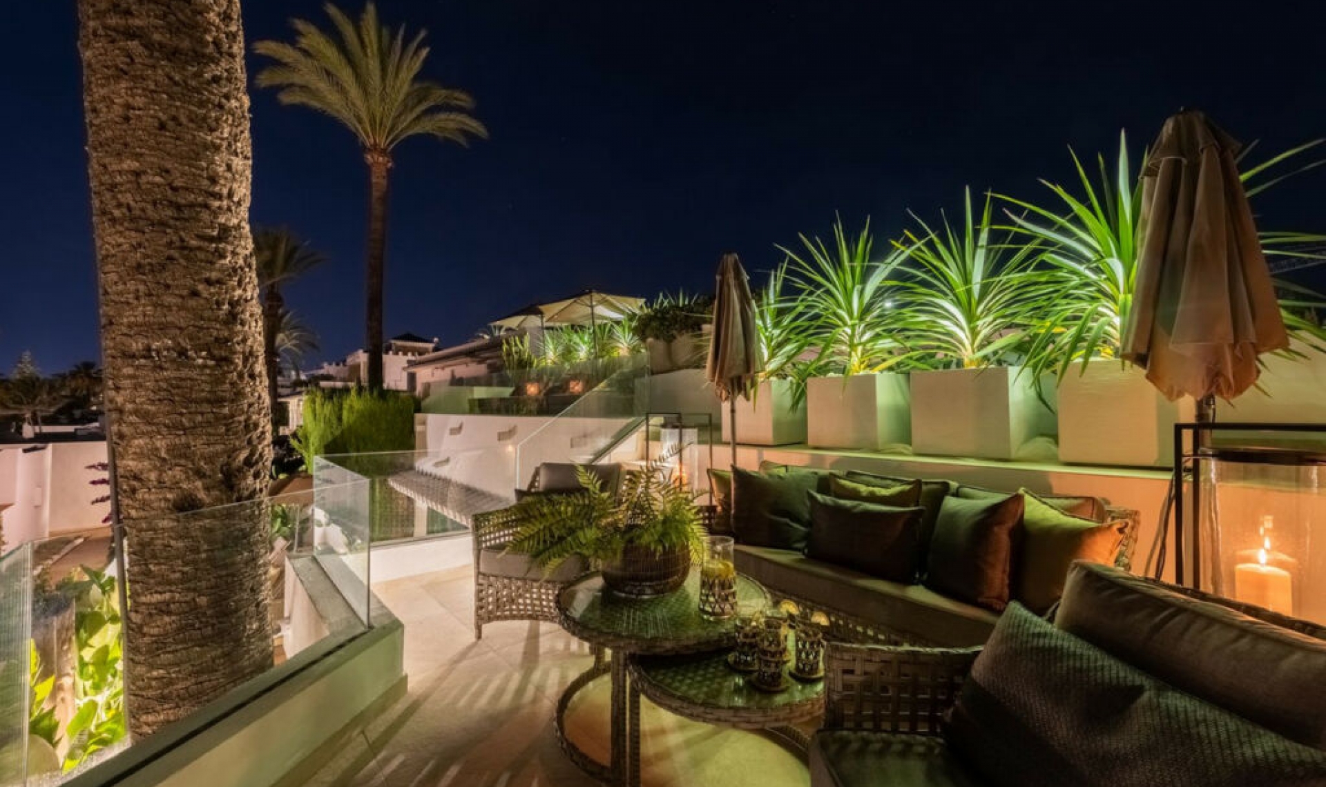 Resale - House -
The Golden Mile