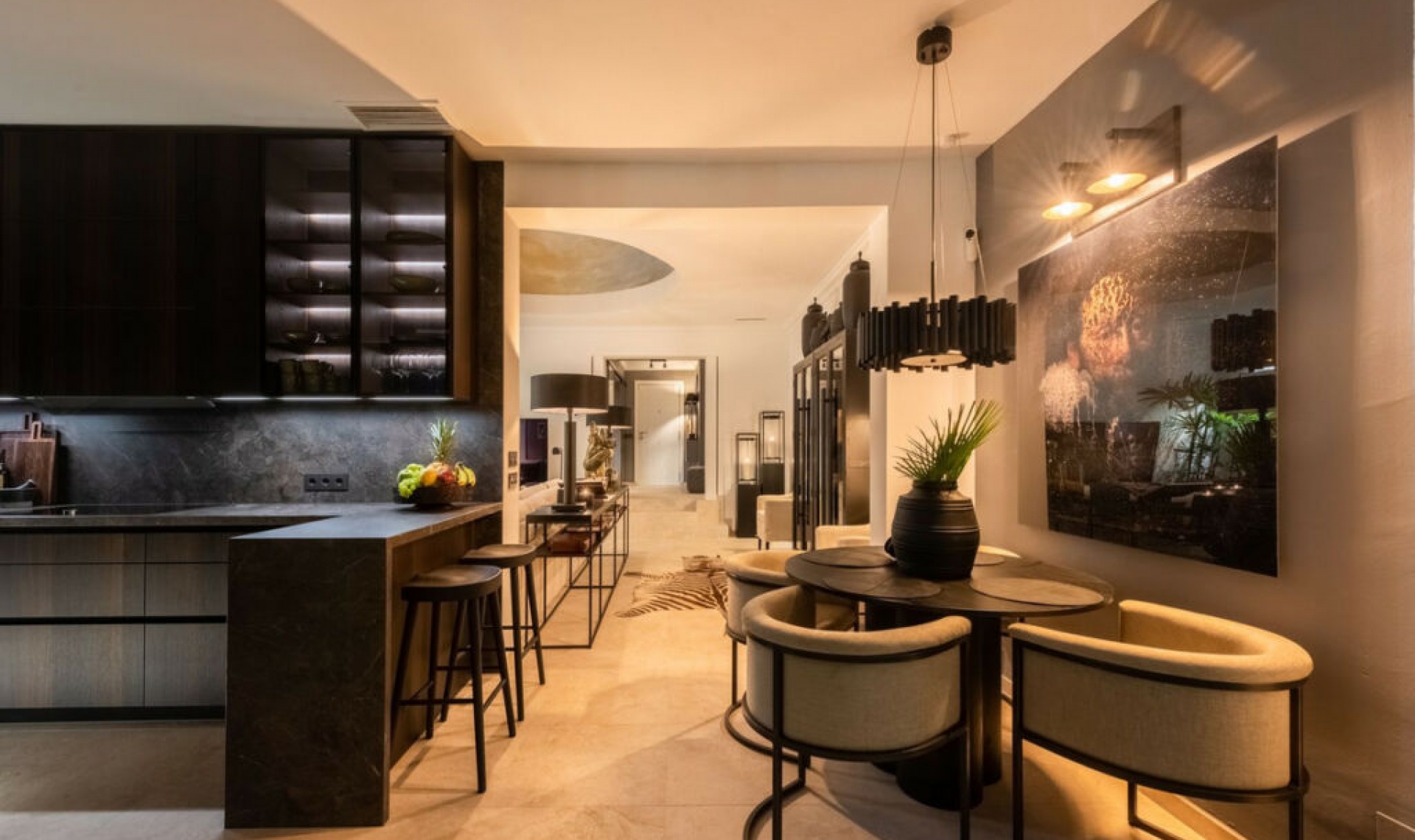 Resale - House -
The Golden Mile