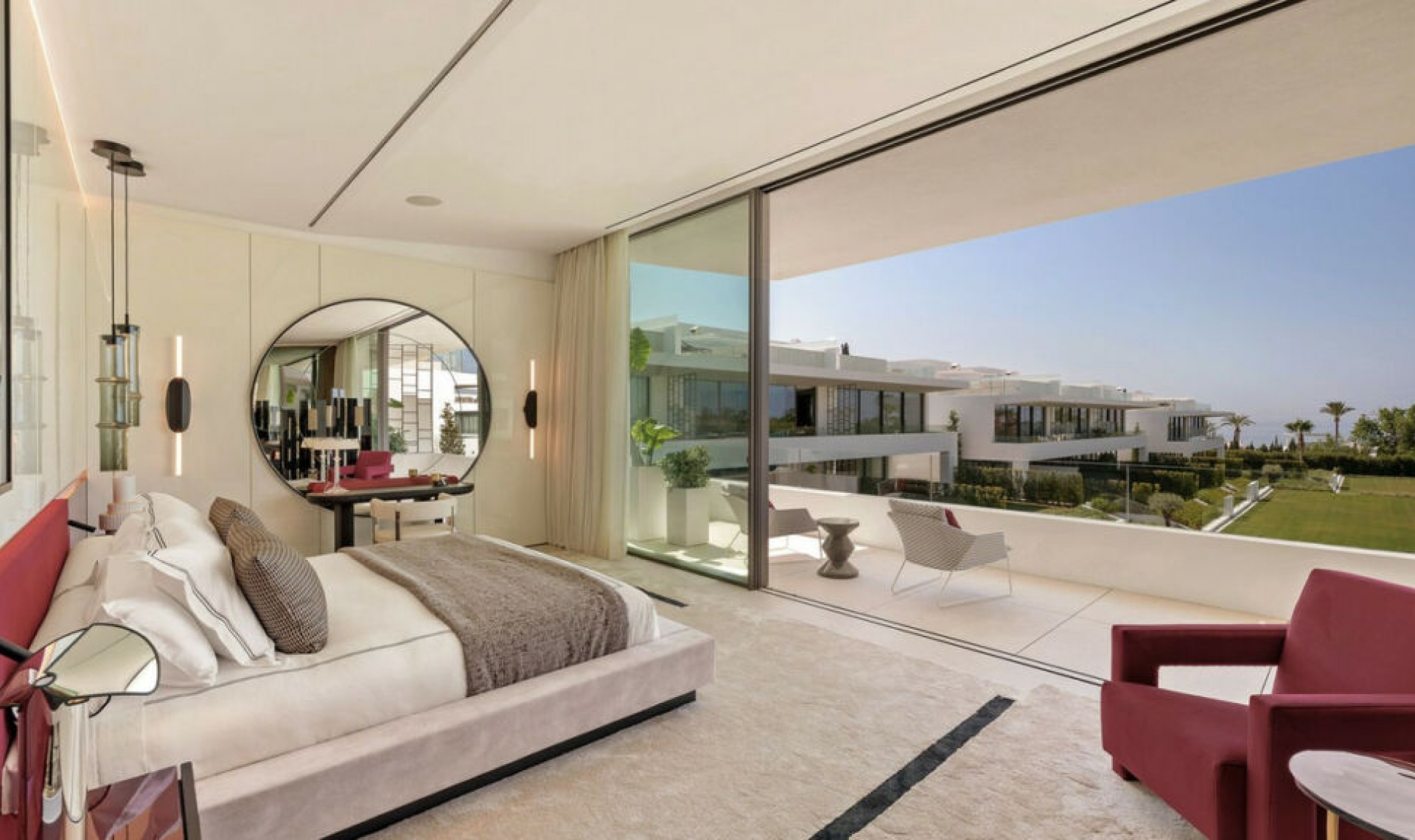 Resale - House -
The Golden Mile