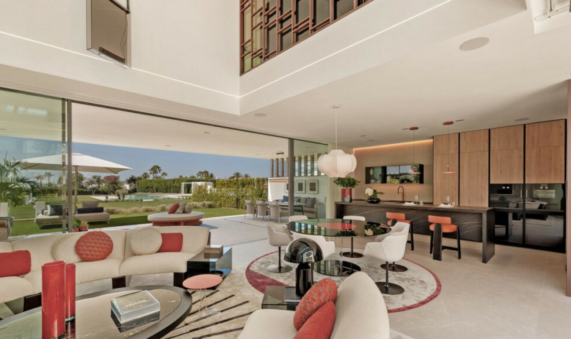 Resale - House -
The Golden Mile