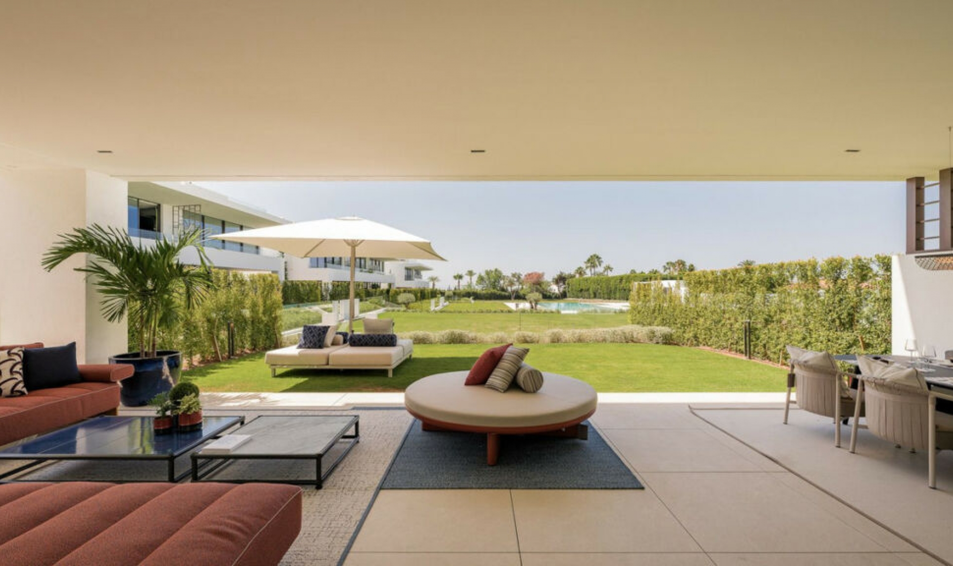 Resale - House -
The Golden Mile