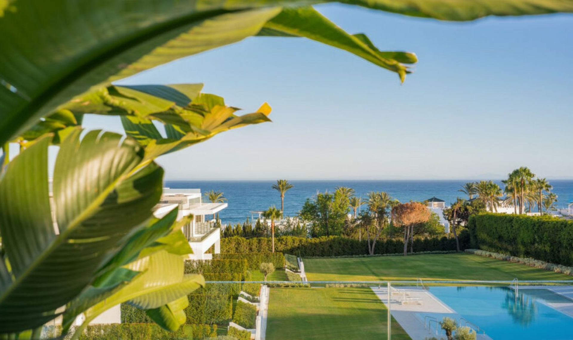 Resale - House -
The Golden Mile