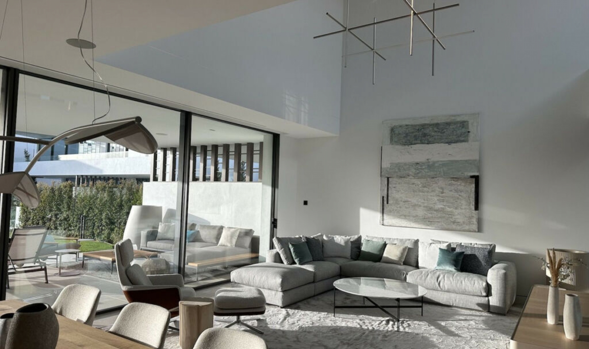 Resale - House -
The Golden Mile