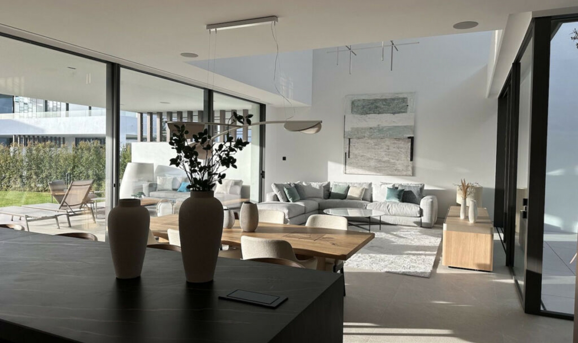 Resale - House -
The Golden Mile