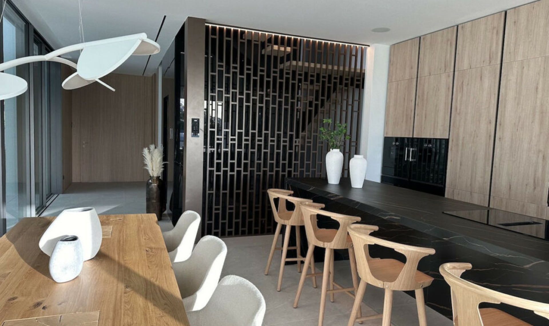 Resale - House -
The Golden Mile