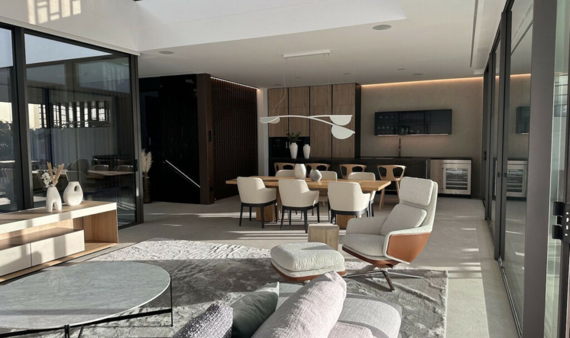 Resale - House -
The Golden Mile