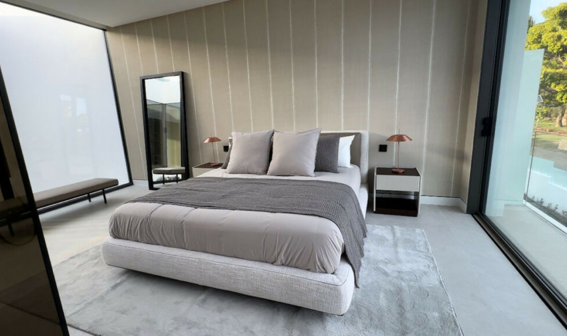 Resale - House -
The Golden Mile