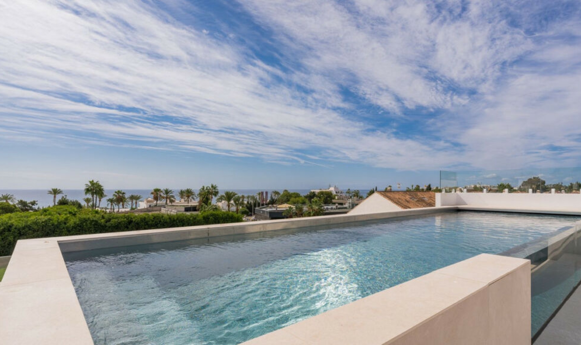 Resale - House -
The Golden Mile