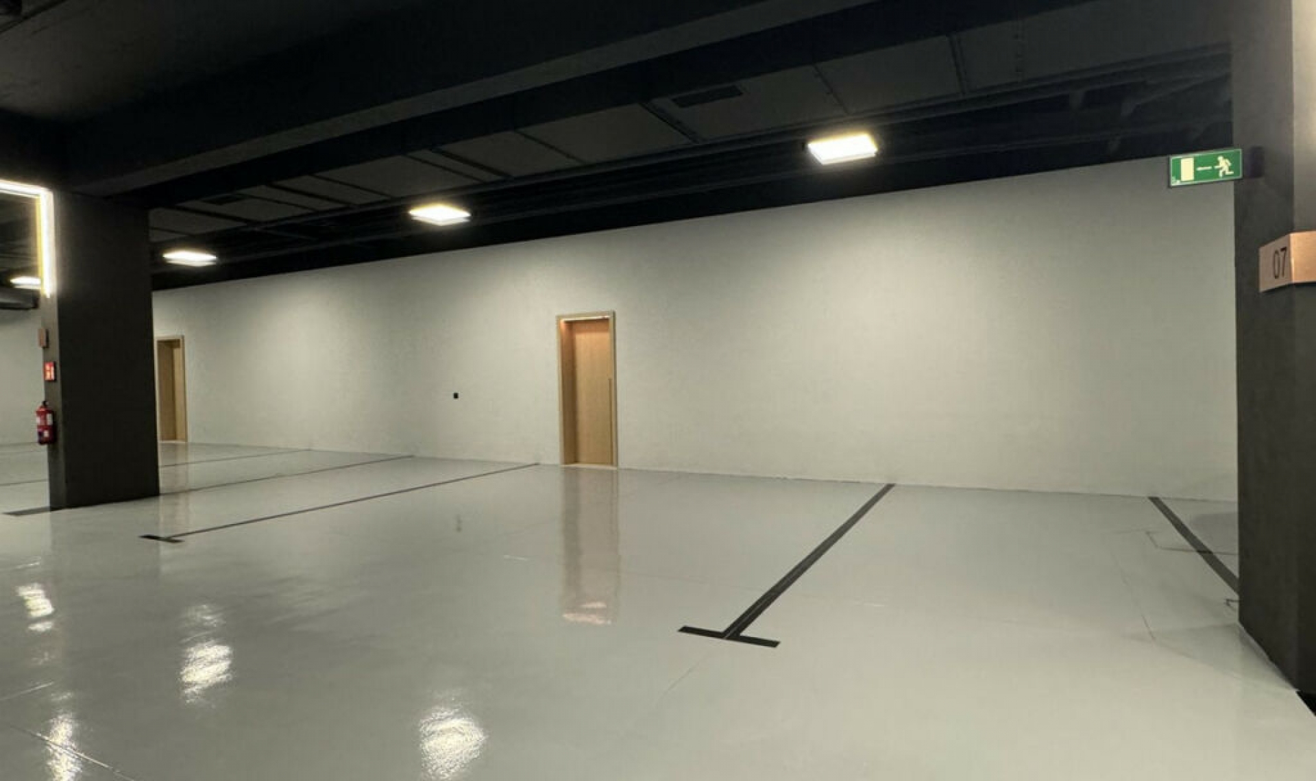 Resale - House -
The Golden Mile