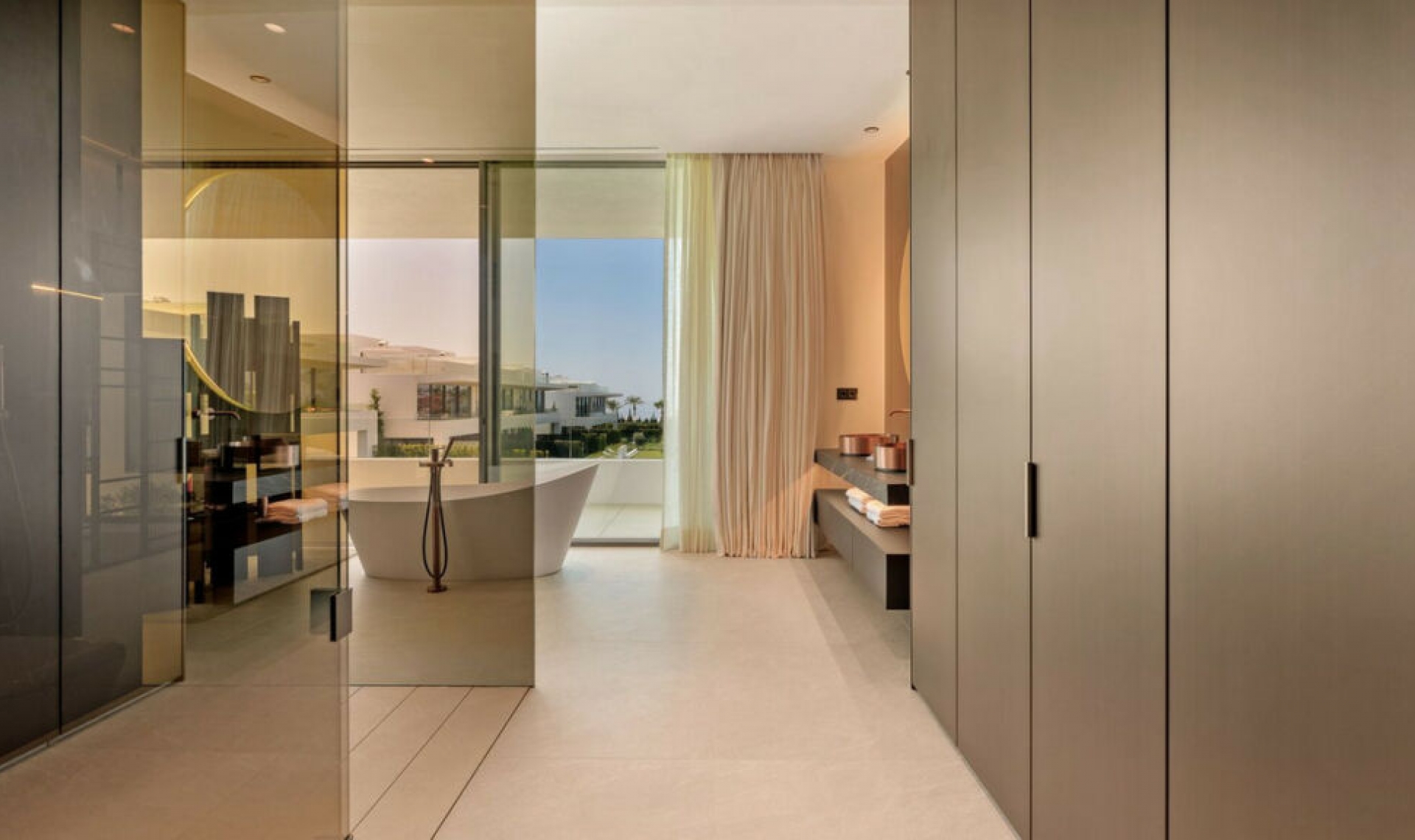 Resale - House -
The Golden Mile