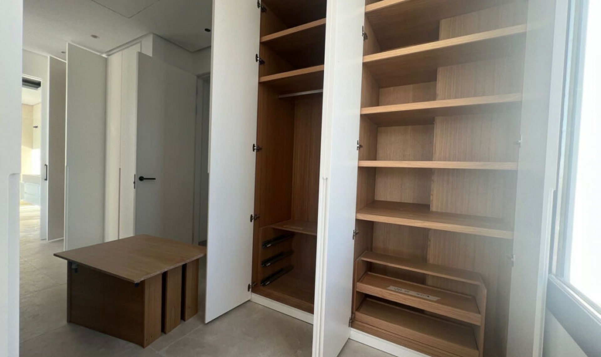 Resale - House -
The Golden Mile