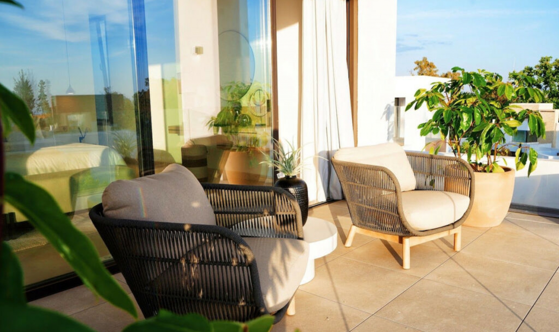 Resale - House -
The Golden Mile