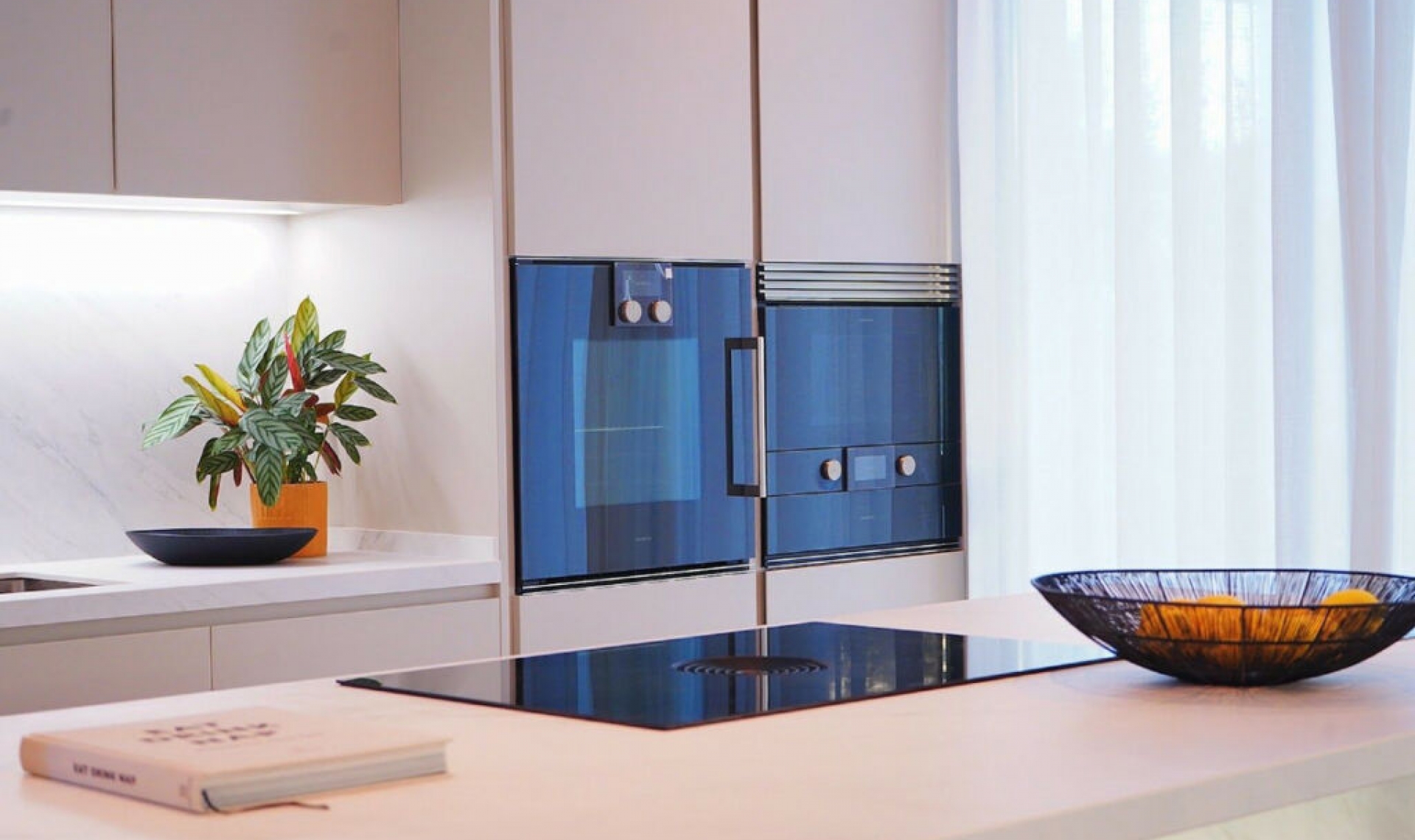 Resale - House -
The Golden Mile