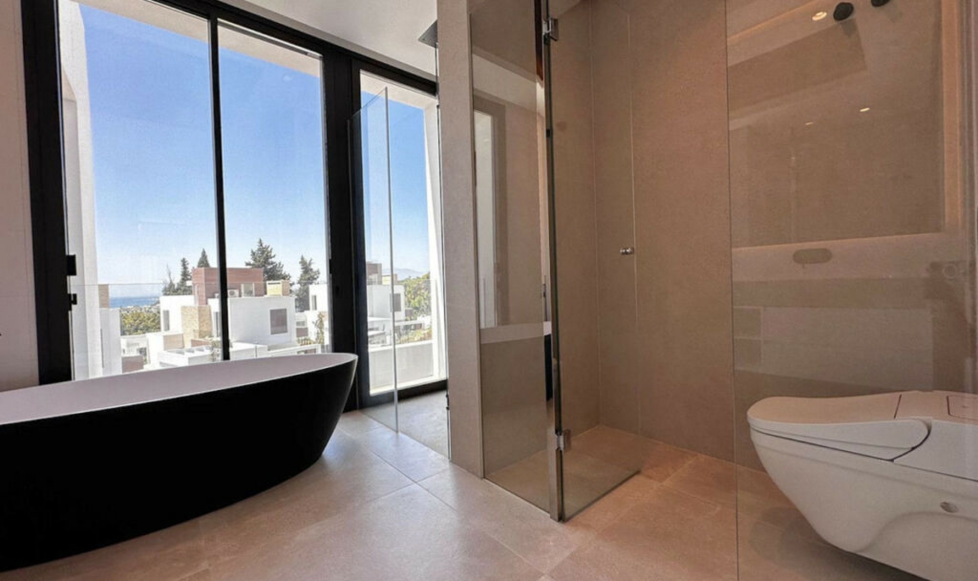 Resale - House -
The Golden Mile