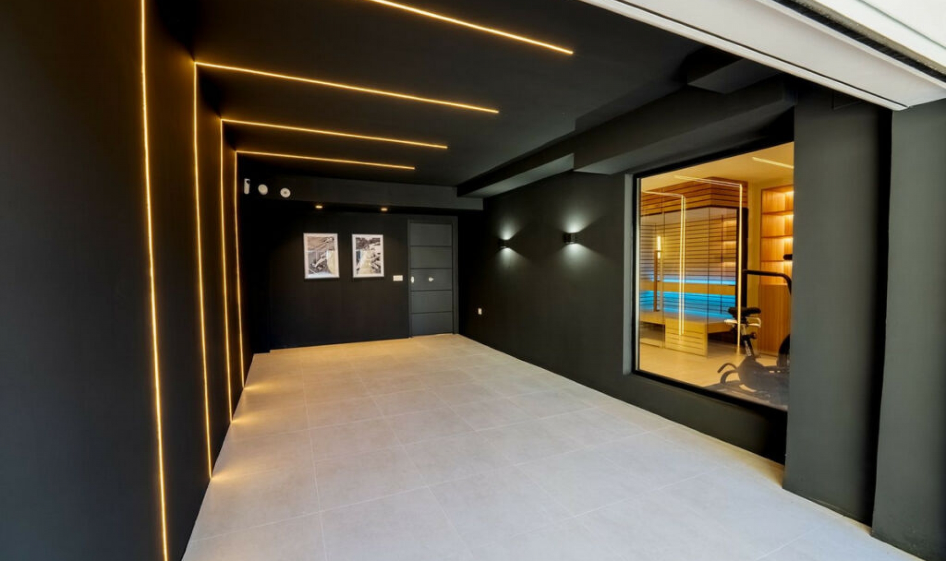 Resale - House -
The Golden Mile