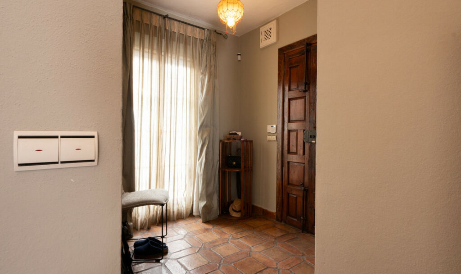 Resale - House -
The Golden Mile