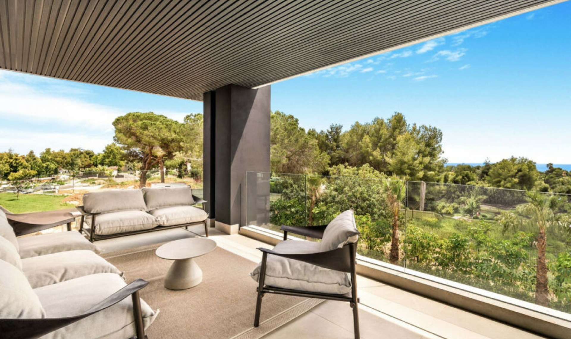 Resale - House -
The Golden Mile