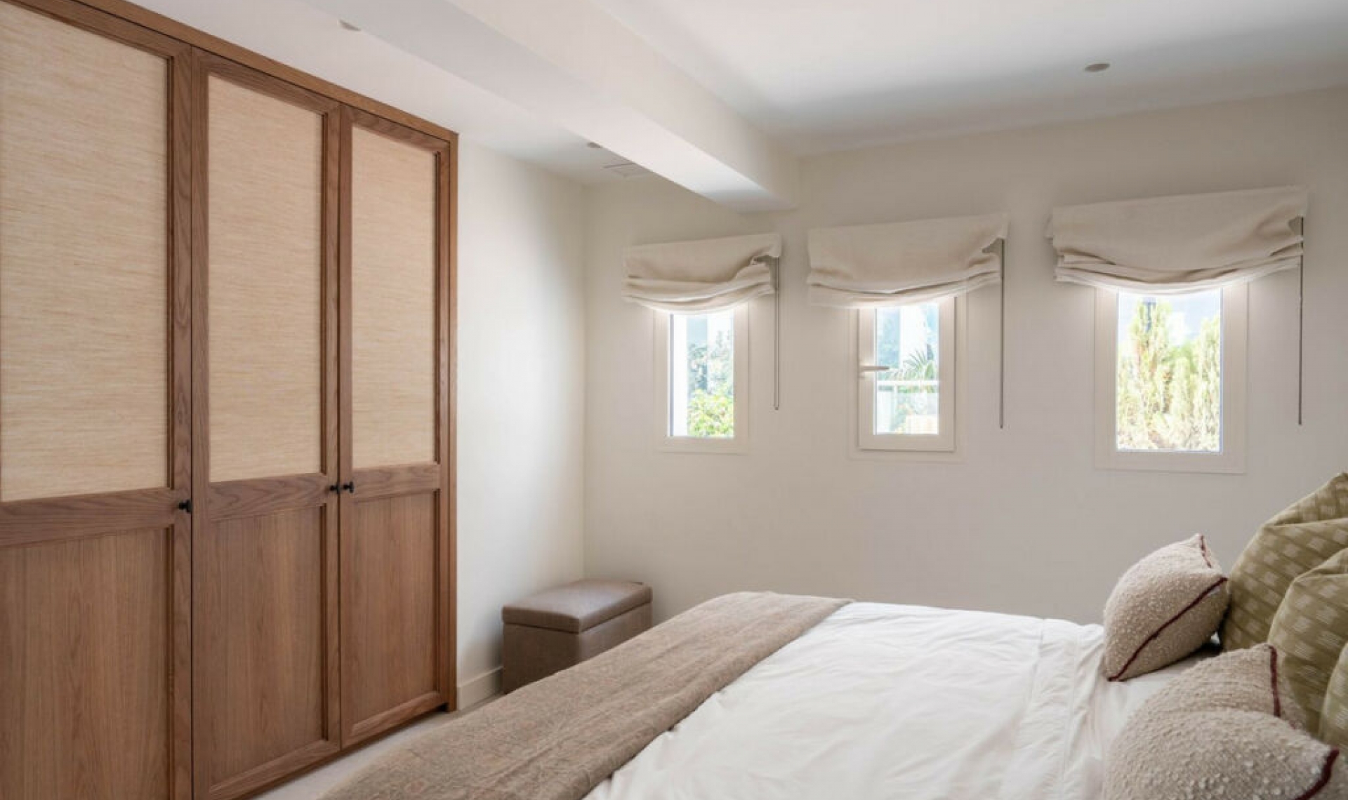 Resale - House -
The Golden Mile